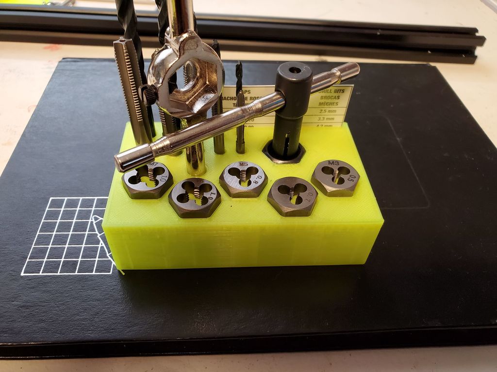 Organizer for Metric Tap, Drill and Die - modified M7 hole