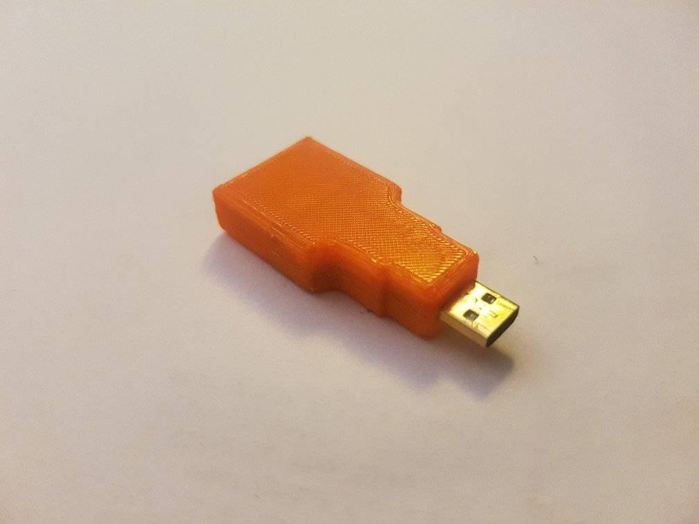HDMI to micro HDMI adapter small case