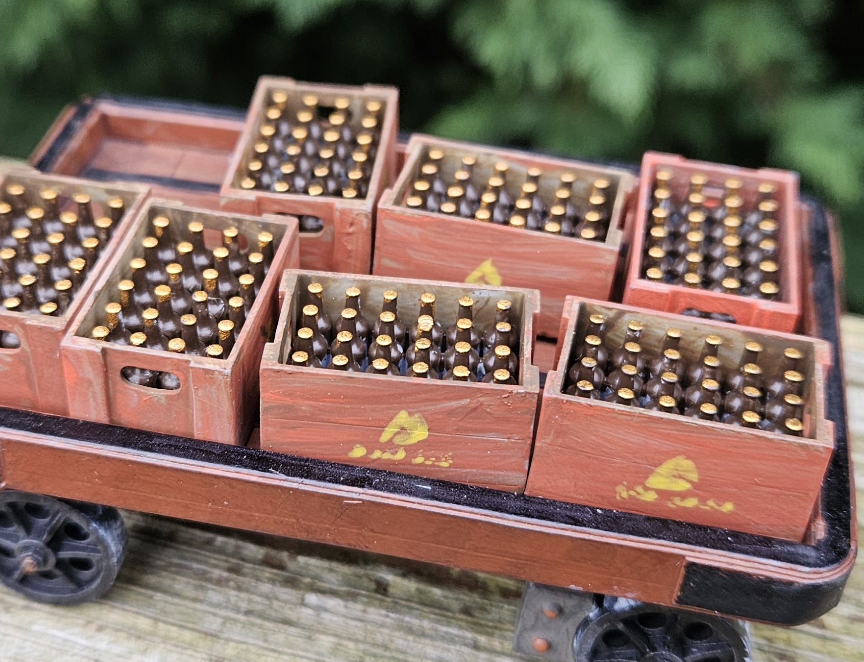 Beer Bottles and Crates. 1:19 Scale