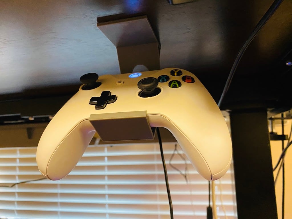 Xbox One Controller - Simple under desk holder