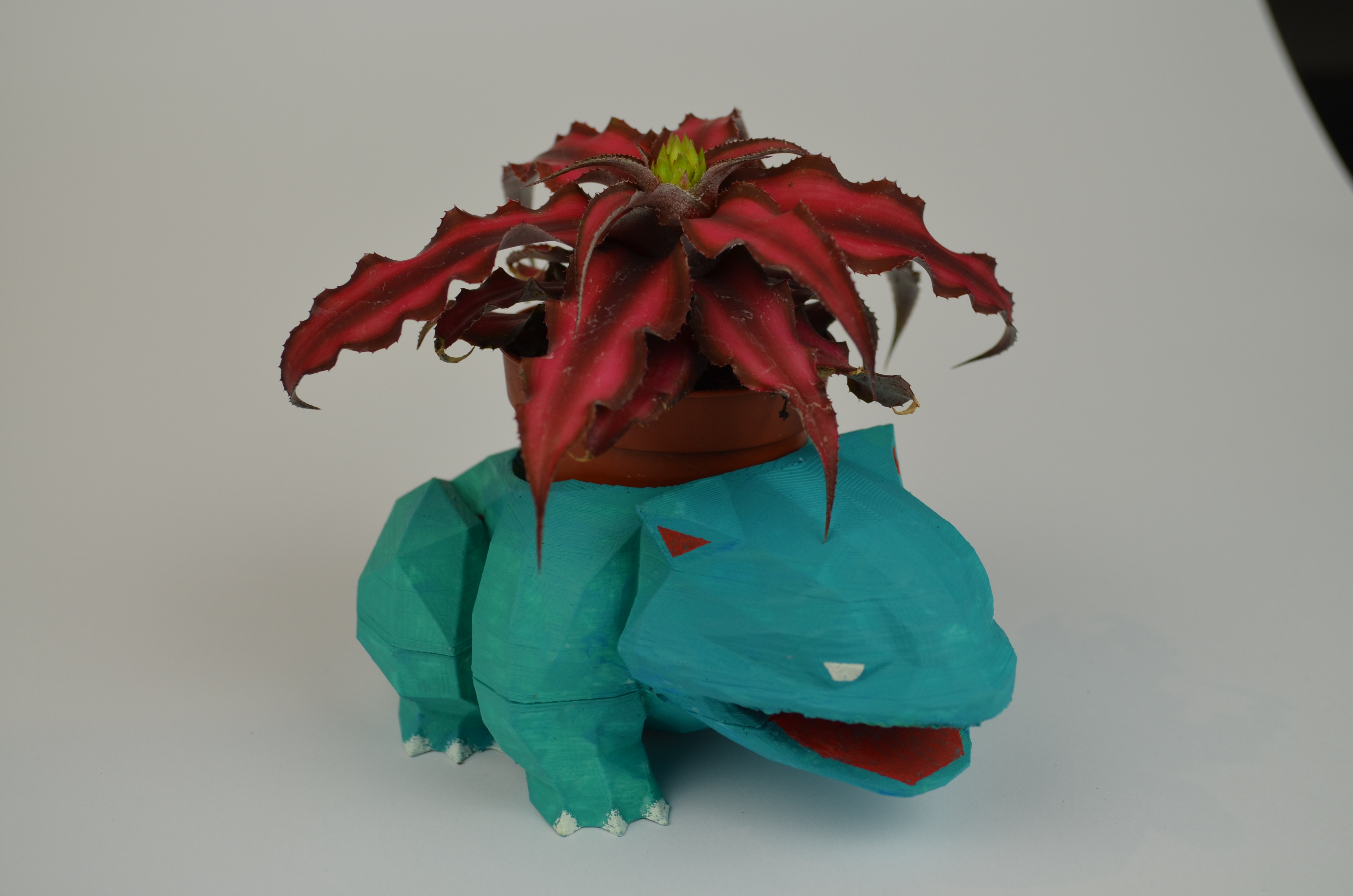 Low poly Venusaur planter