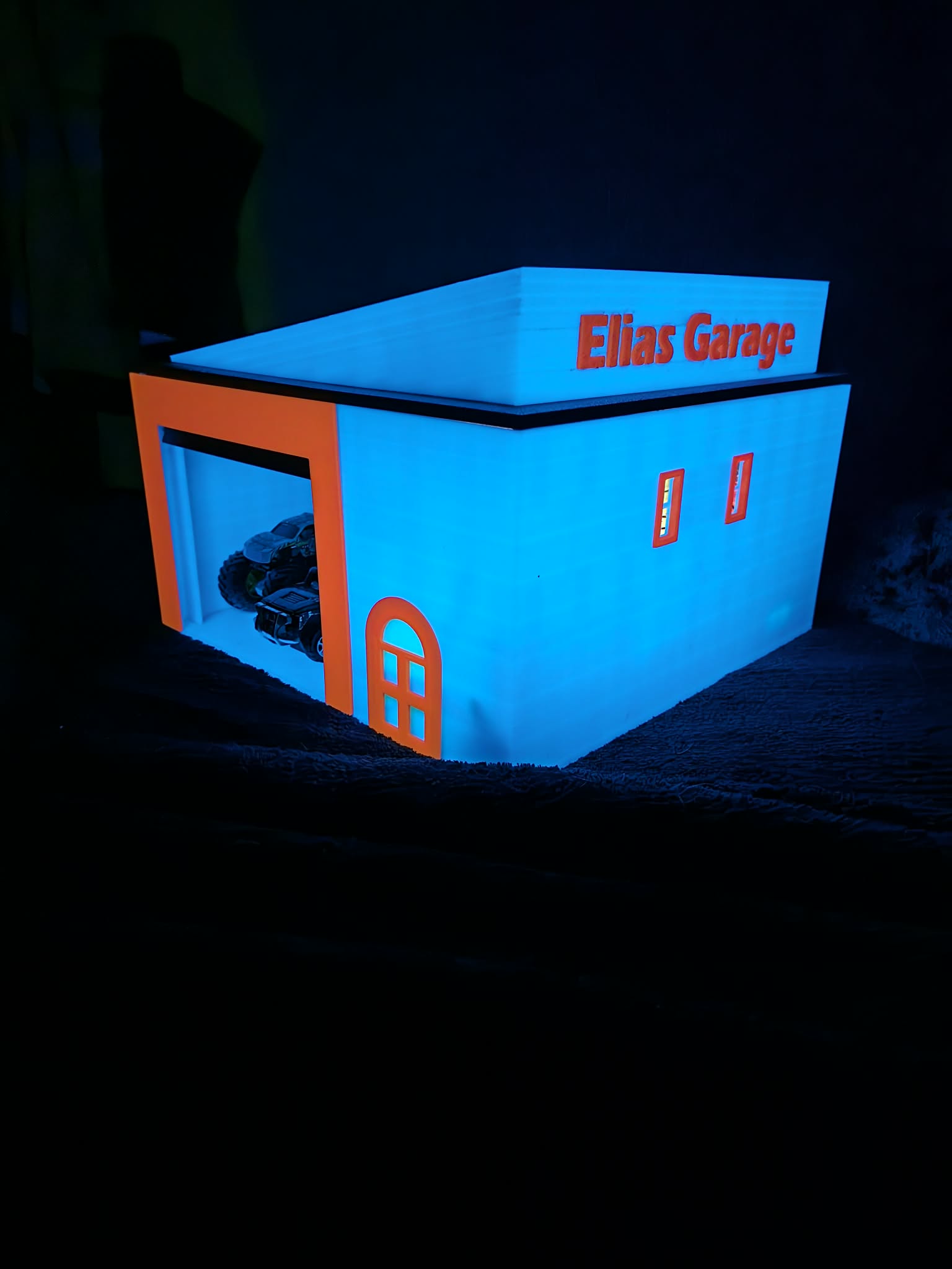 DIY Functional Model Garage