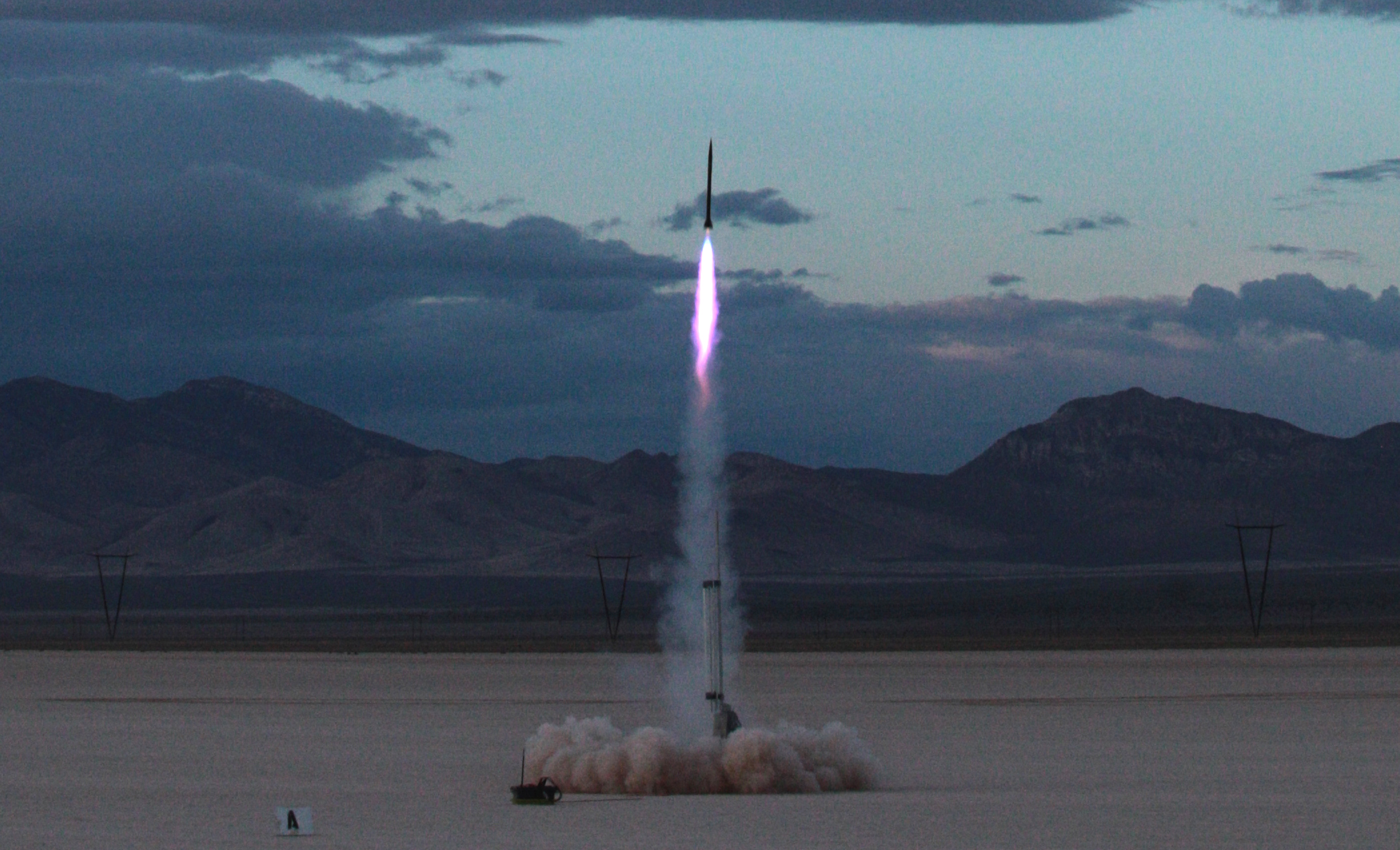 Groucho Duke's 38mm high power rocket launch tower