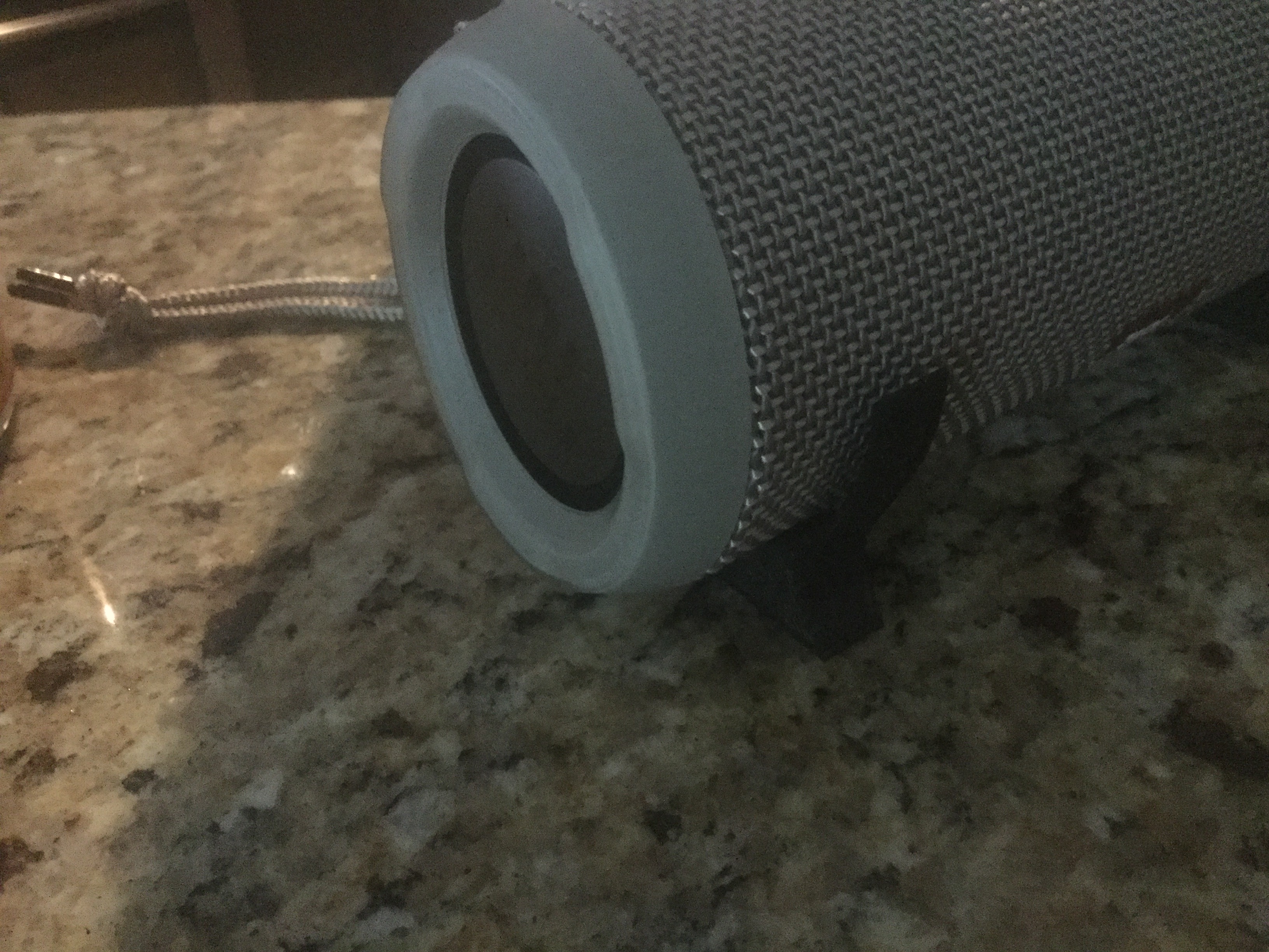 Stand for JBL Flip 3