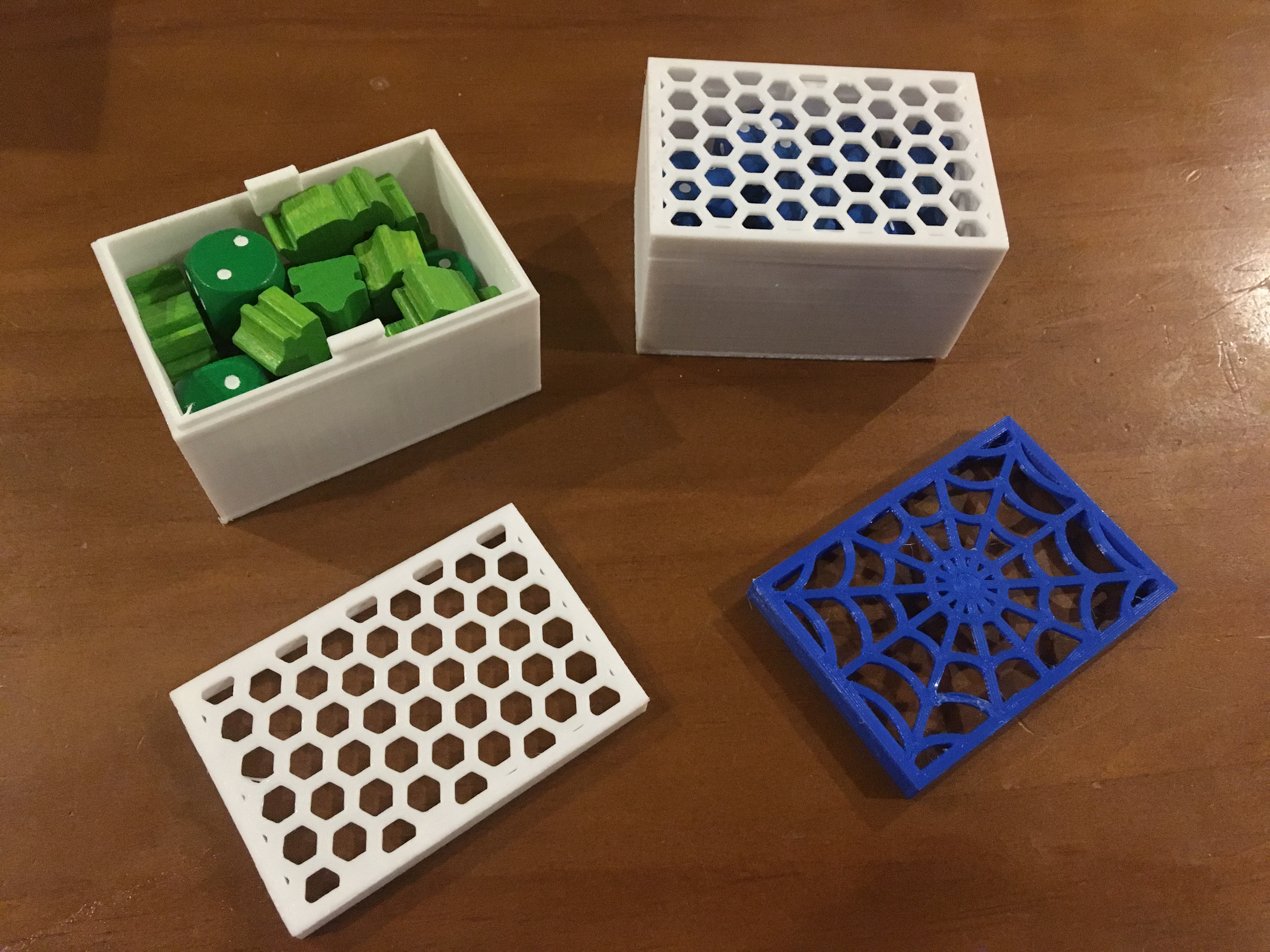 Parameterized Snap Closed Box