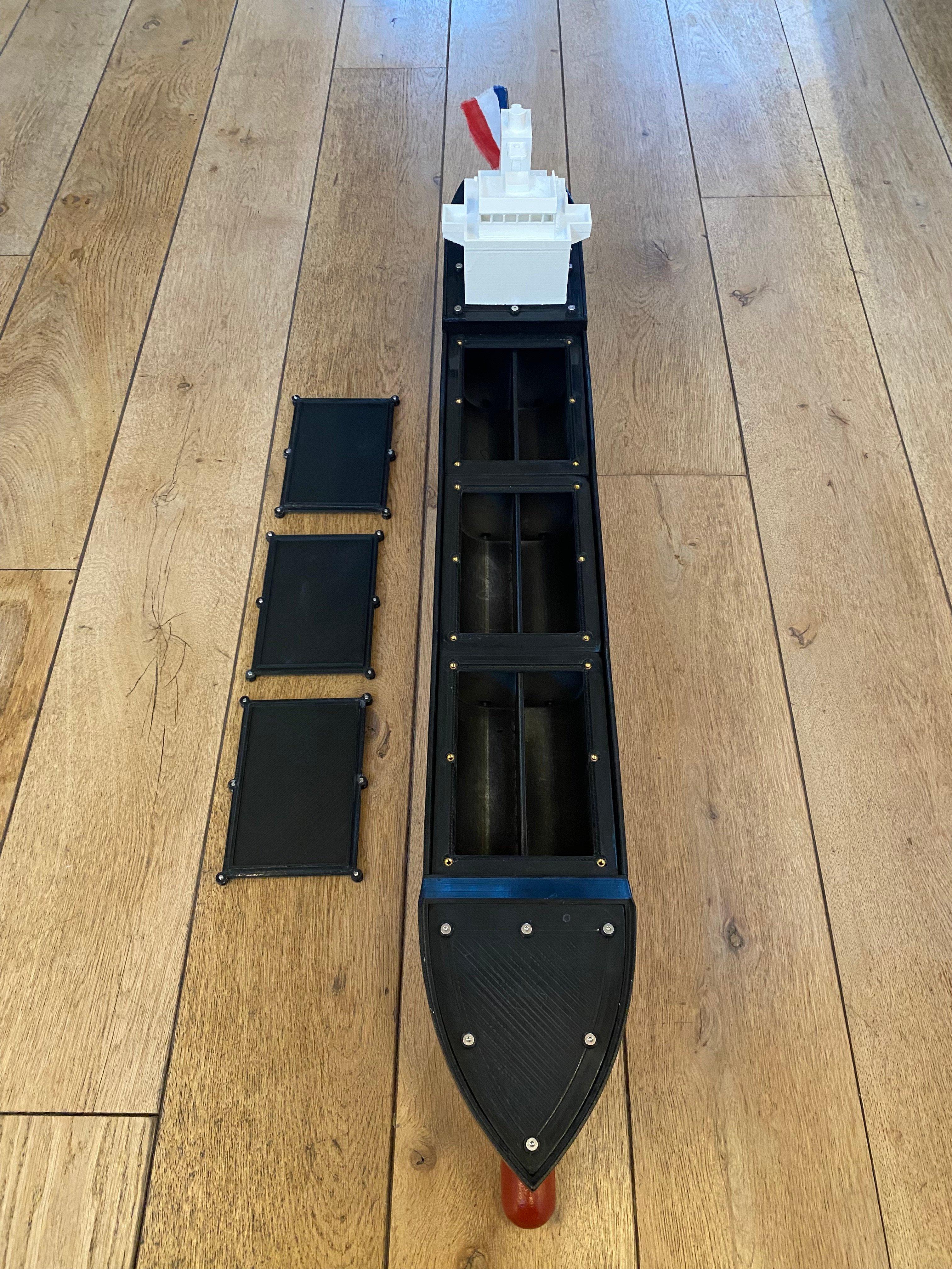 petersripol's cargo ship front and rear deck