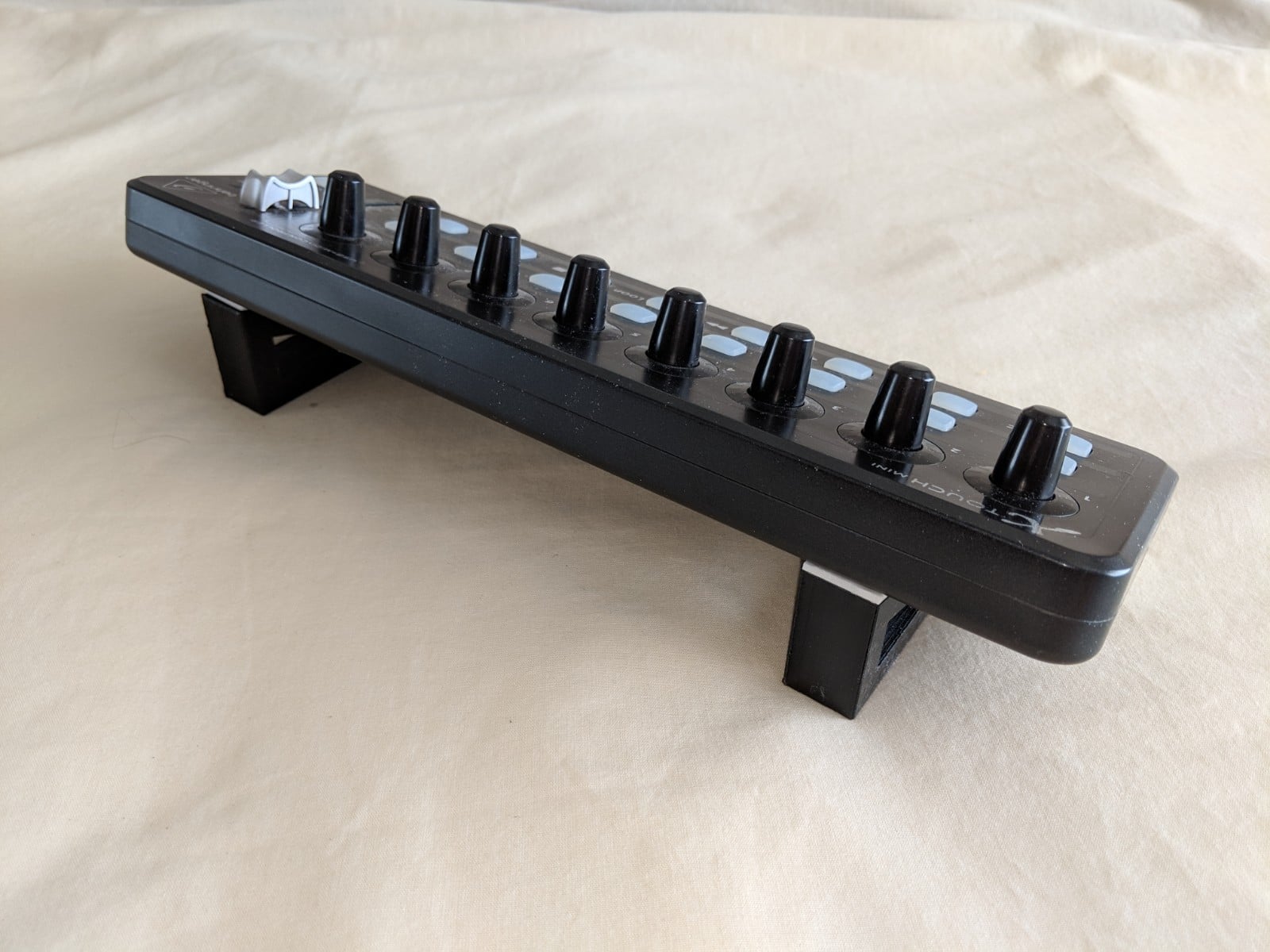 Stand for Behringer X-Touch Mini MIDI Controller