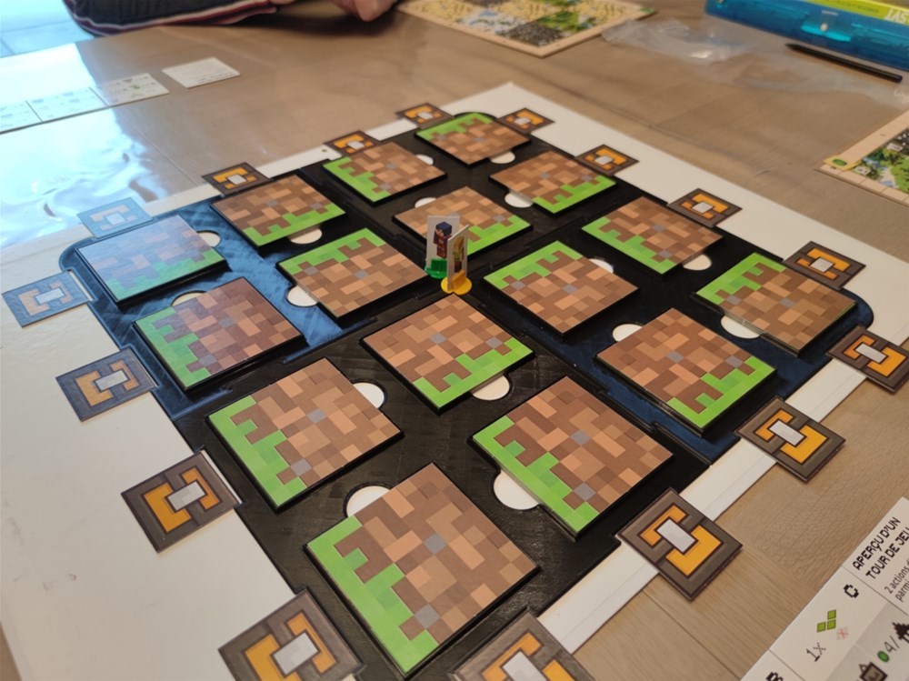 Minecraft Builders & Biomes Board
