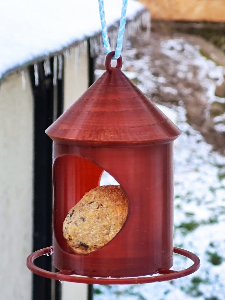 Bird feeder fat ball holder