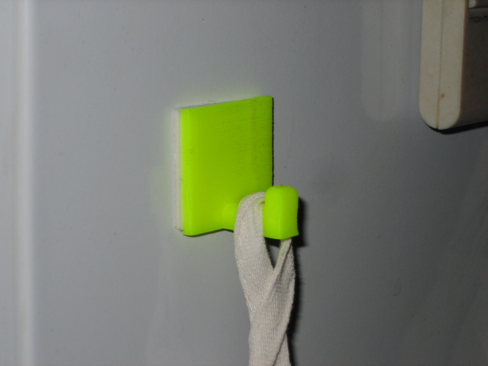 Square base wall hook