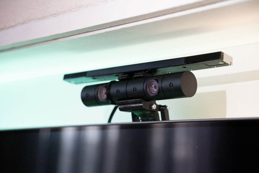 Retractable mechanism for Playstation camera, webcam, Xbox camera or Wii bar