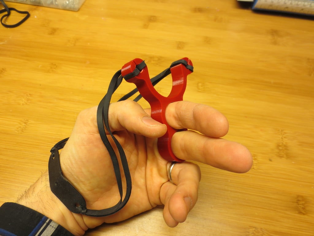 Mini Knuckle Slingshot & Flexible TPU Pouch
