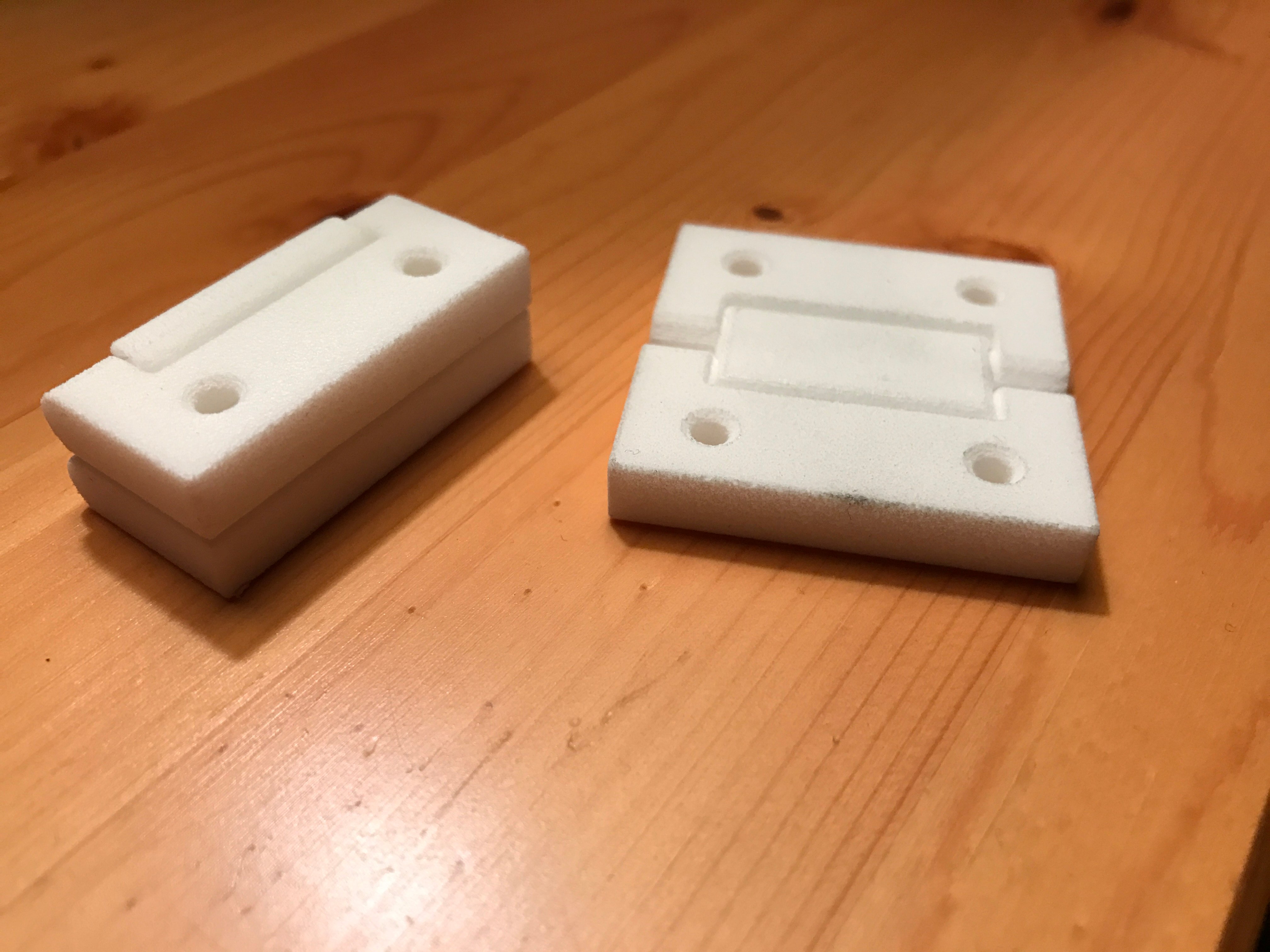 Reversible Flush Hinge