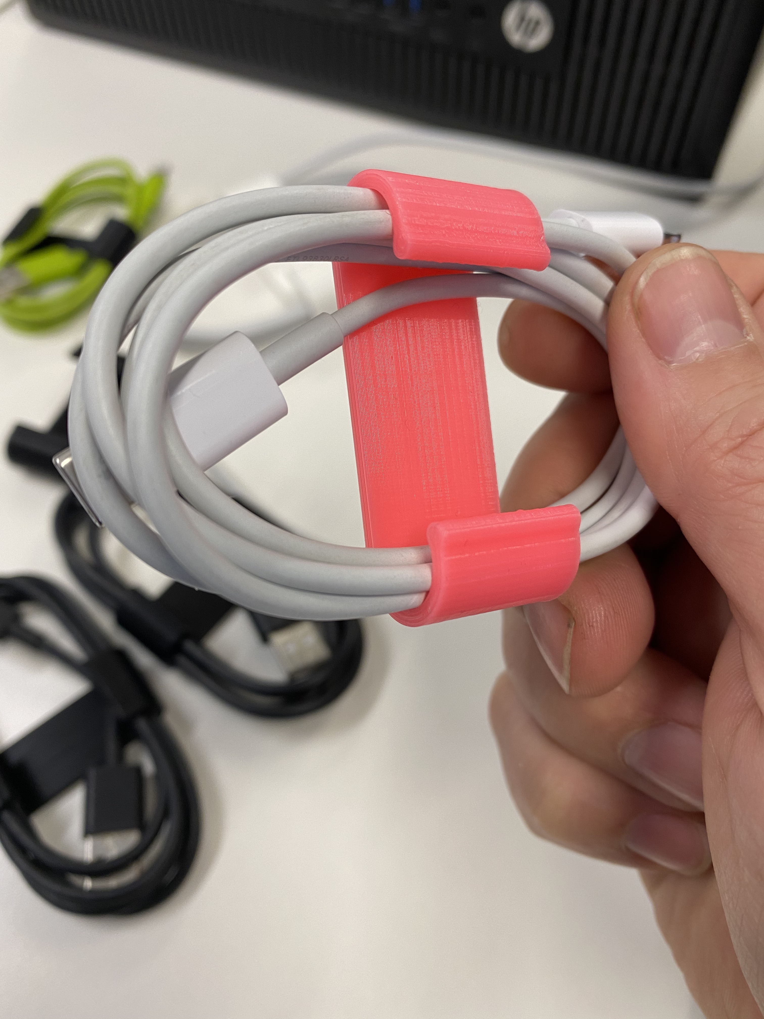 Cable clip