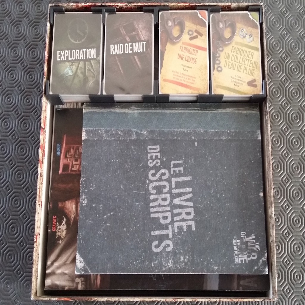 This war of mine the board game insert