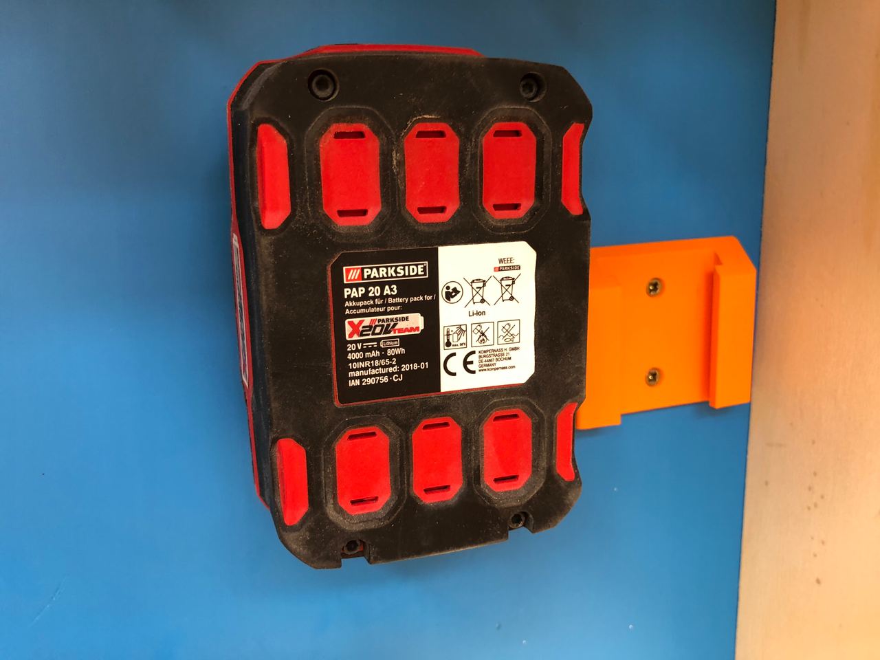 Parkside battery wall mount for 20V batteries - Battery holder