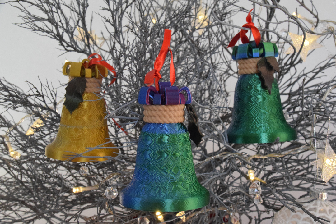 Radiant Chime (Christmas ornament)