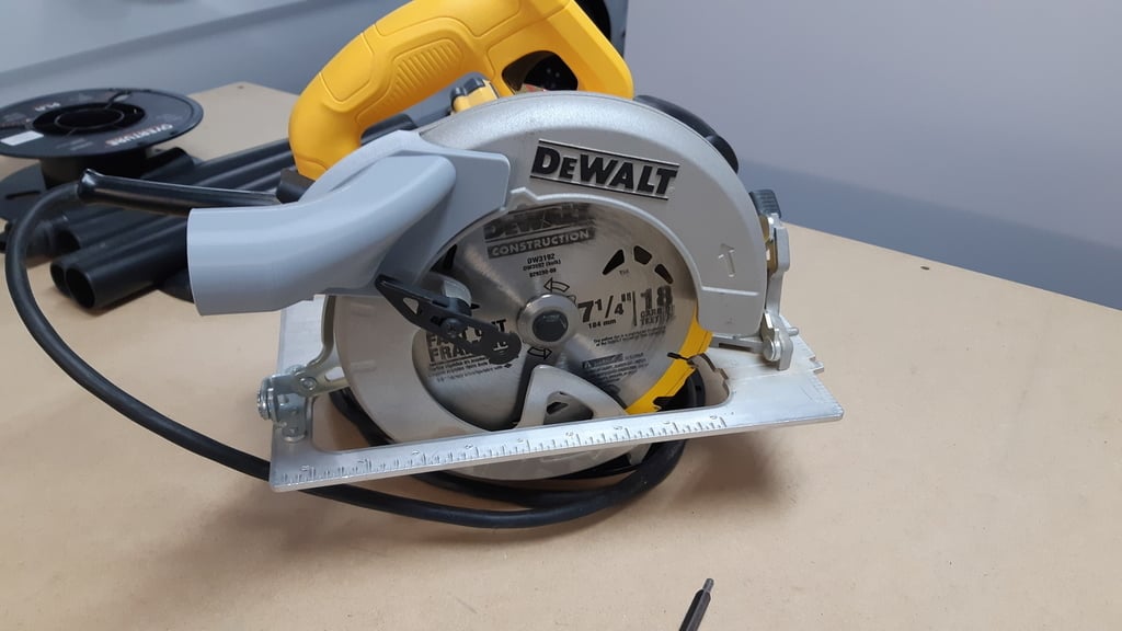 Dewalt DWE575 dust extraction adapter 