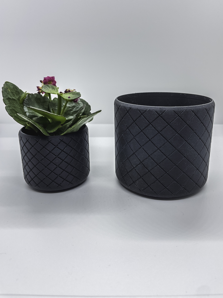 Planter with Harlequin pattern