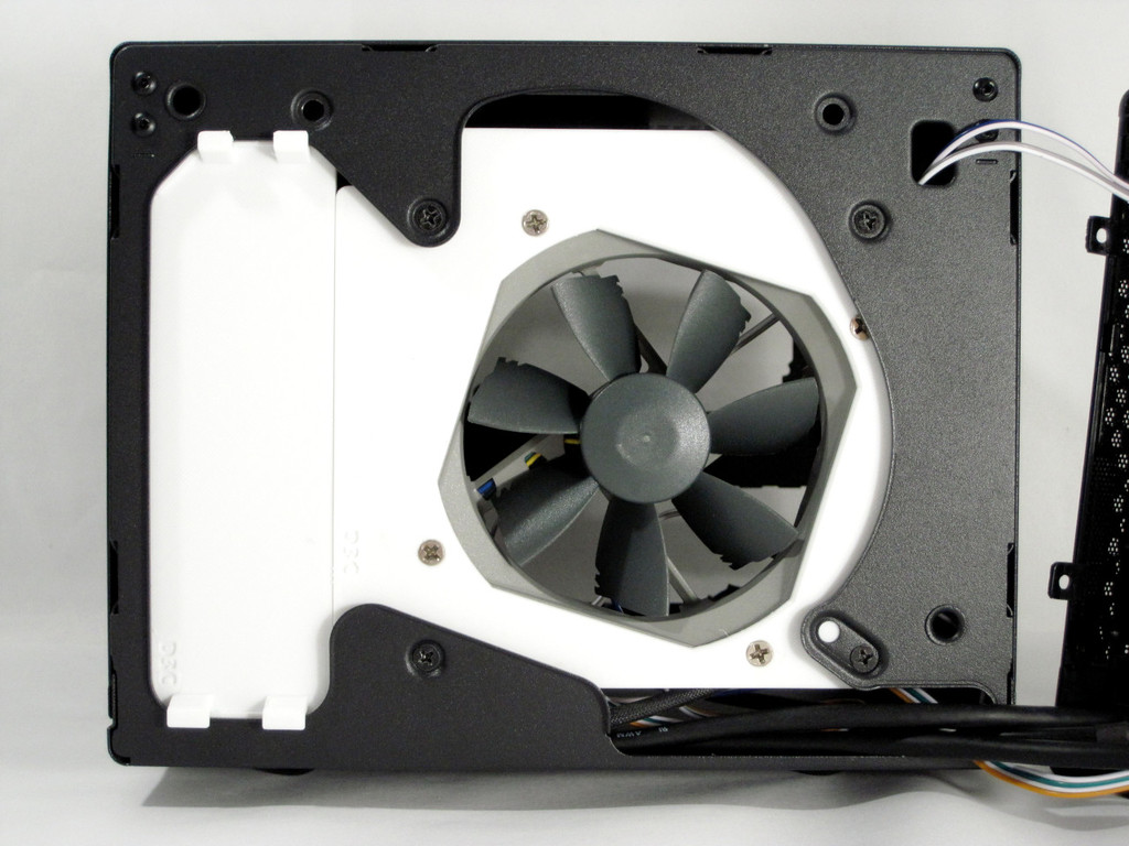 Silverstone SG13 - Front 92mm Fan Adapter and GPU Block Plate
