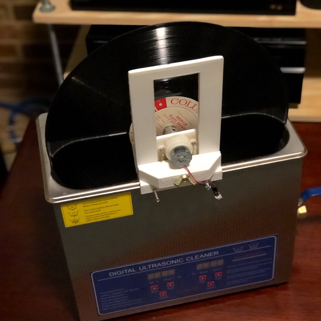 Ultrasonic record cleaner