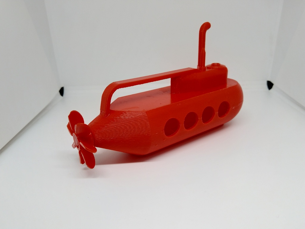Toy submarine with spinning propeller