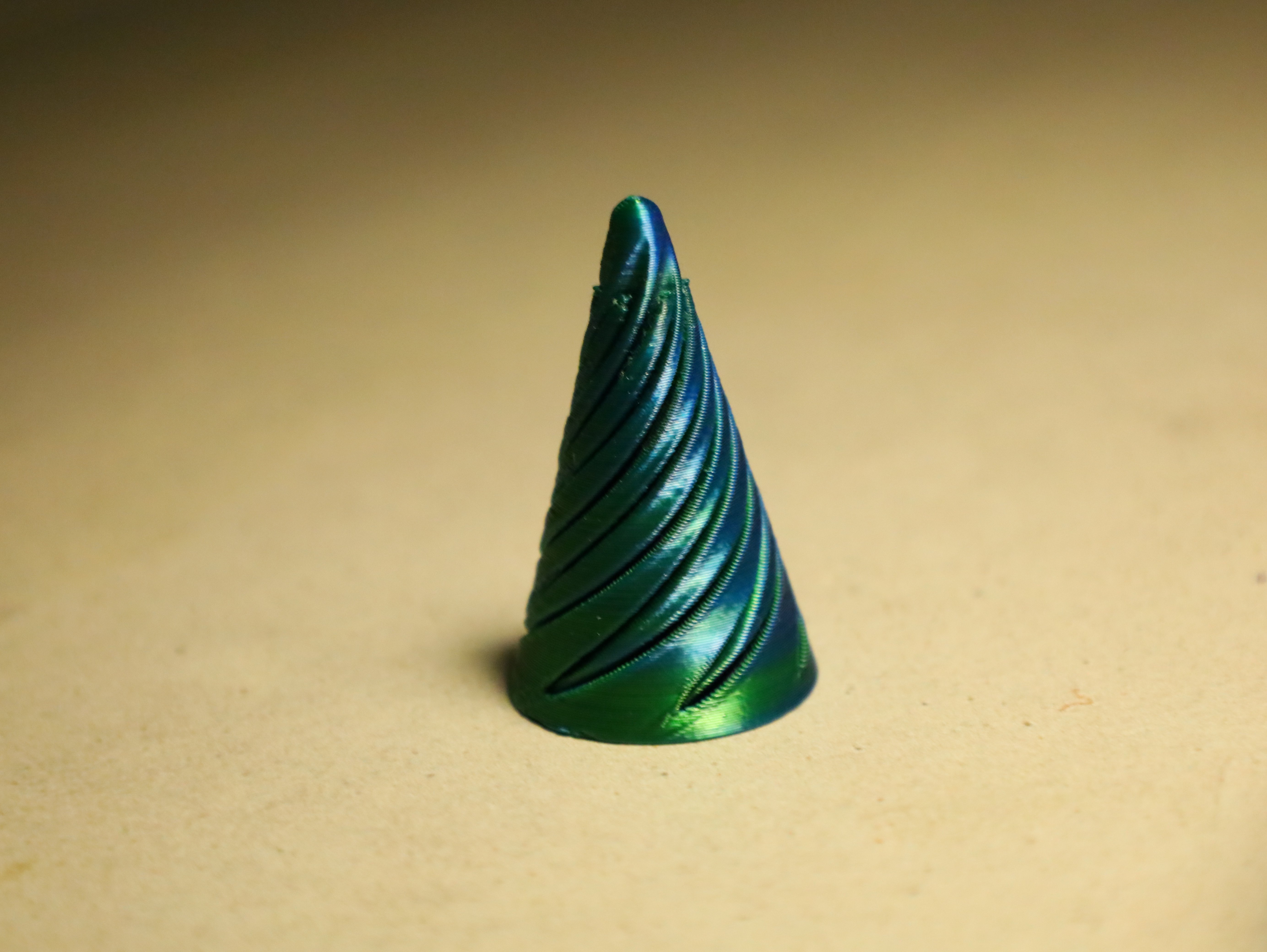 Spiral Cone Passtrough Fidget Toy