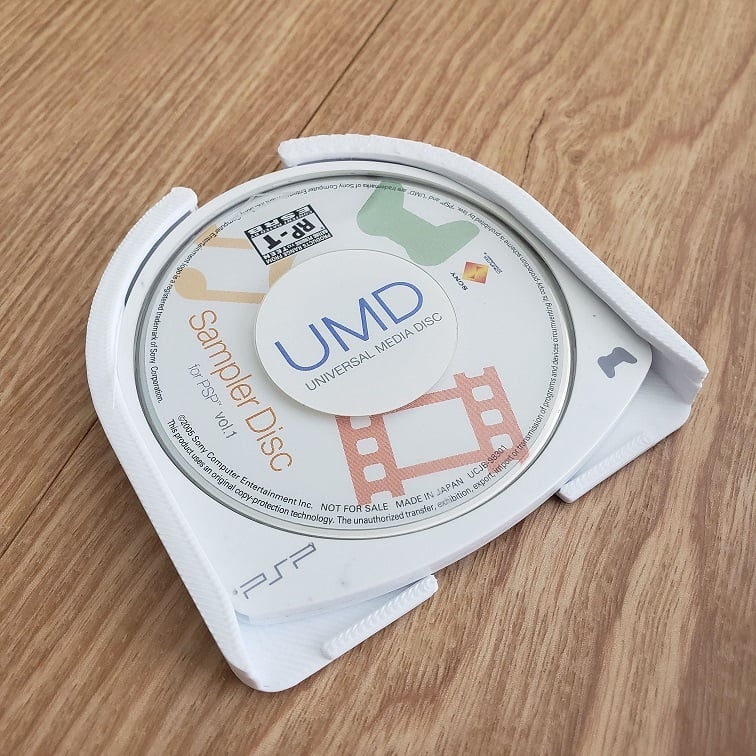 Portable UMD Game Case