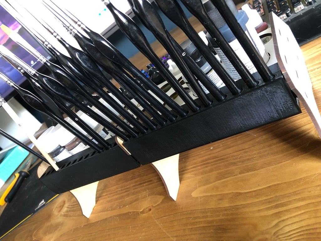 Bigger Brush holder for vallejo Paint rack 