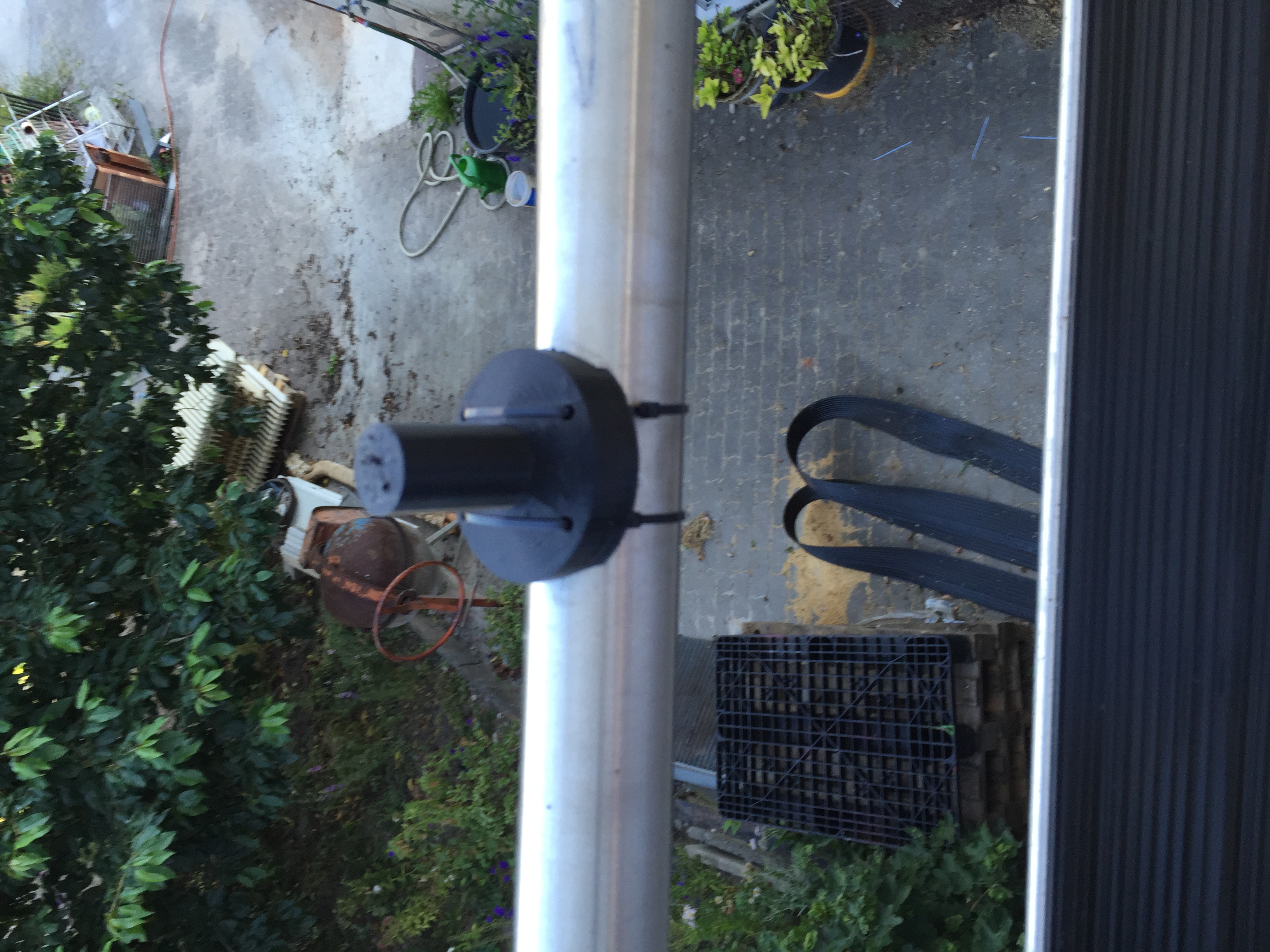 Balcony holder solar lampon