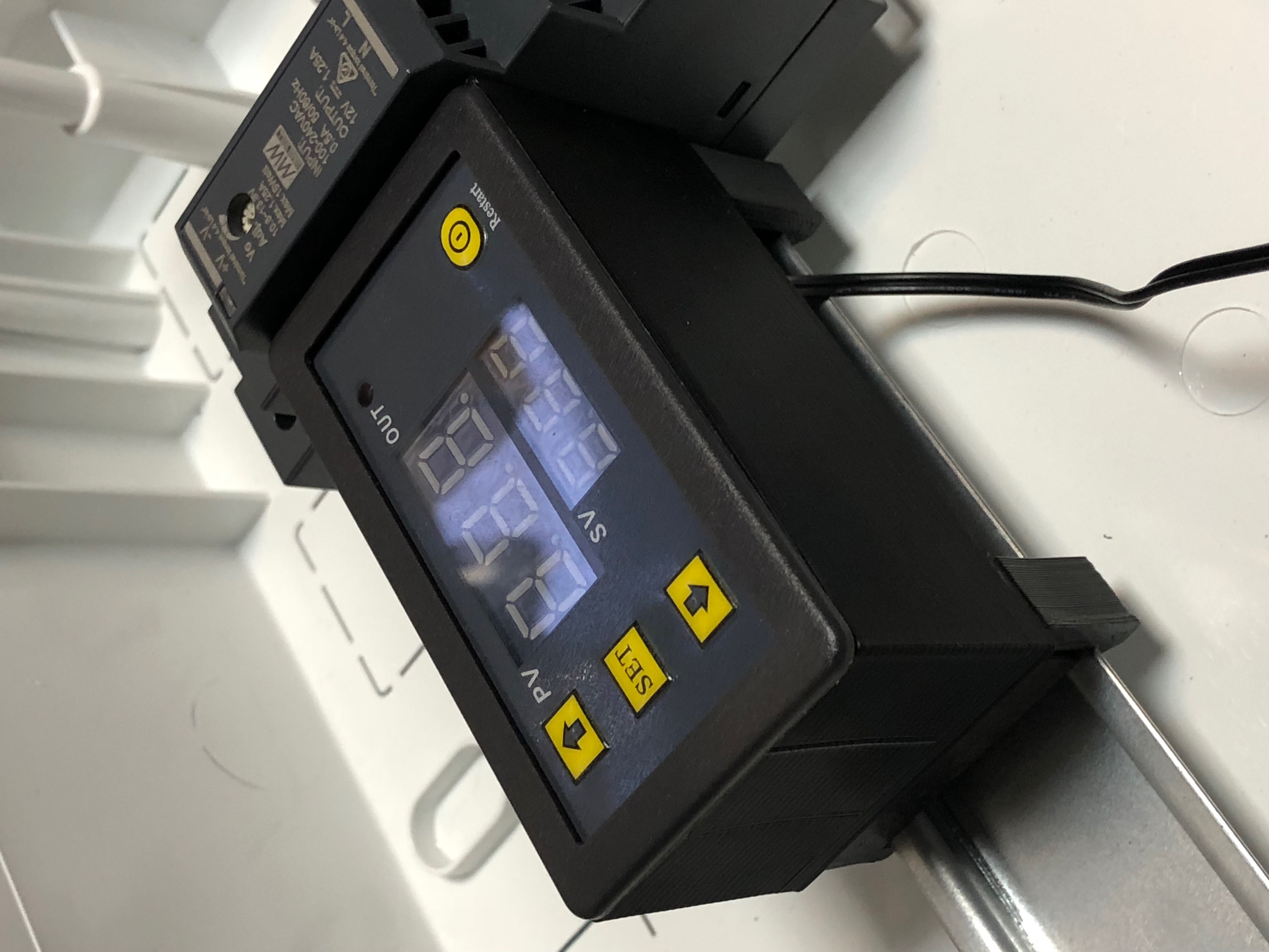 Din rail mount W3230 temperature controller