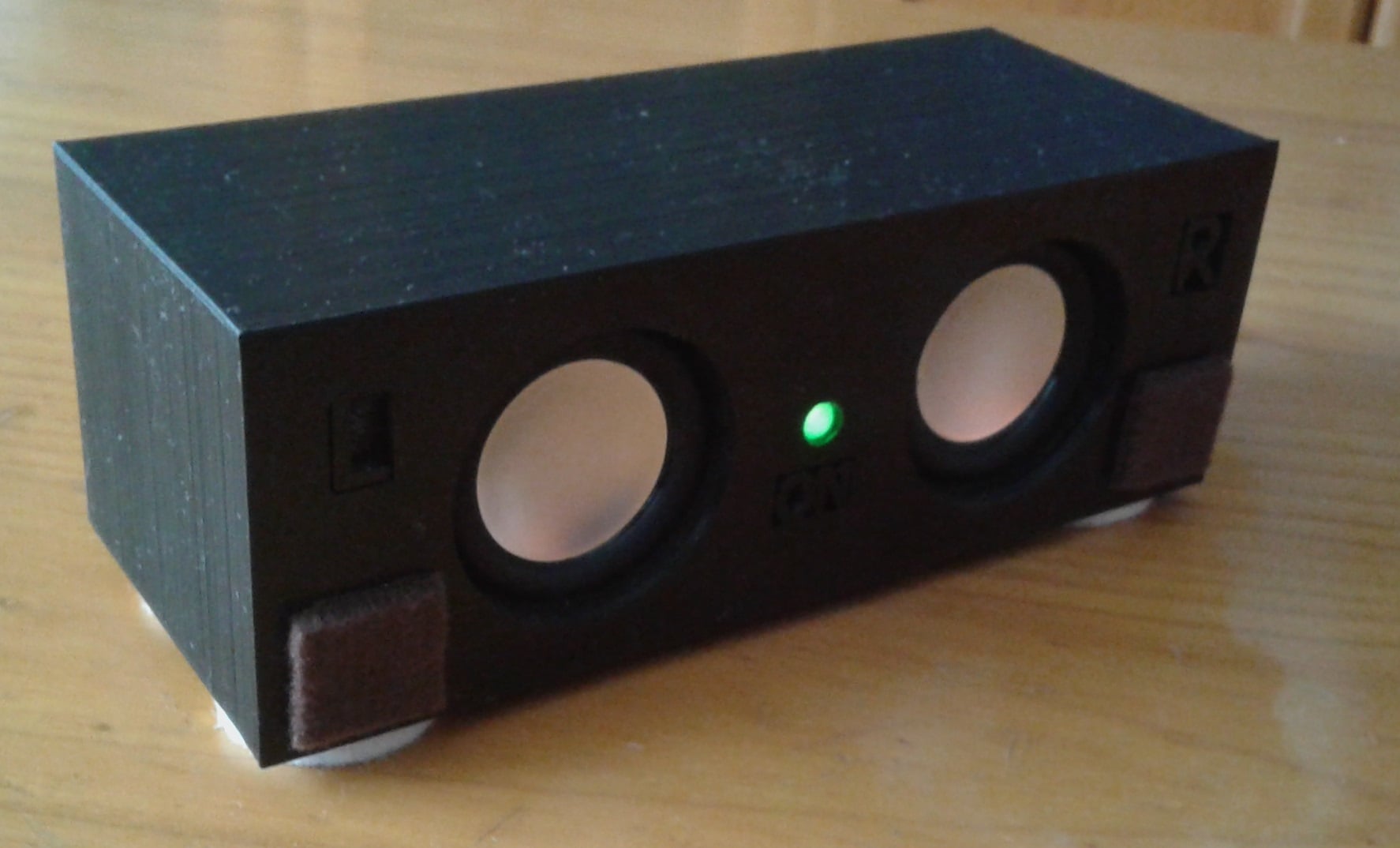 Bluetooth Stereo Speaker
