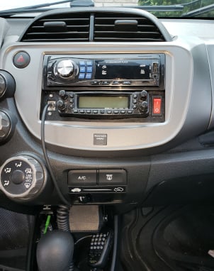 Ham Radio + Stereo Mount for FT-8900, FT-8800 Honda Fit 09-13
