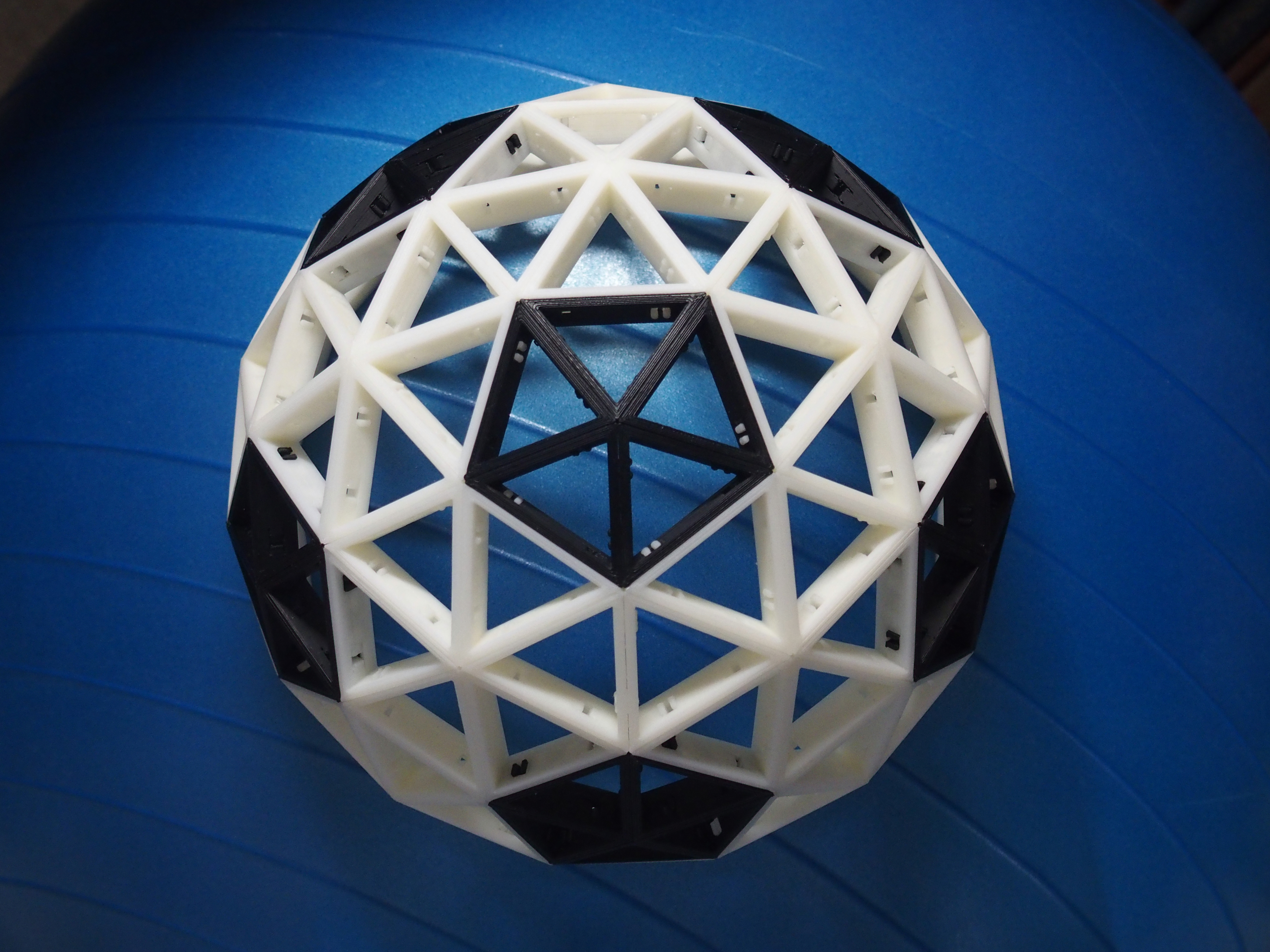 Geodesic dome 3V Assembly type