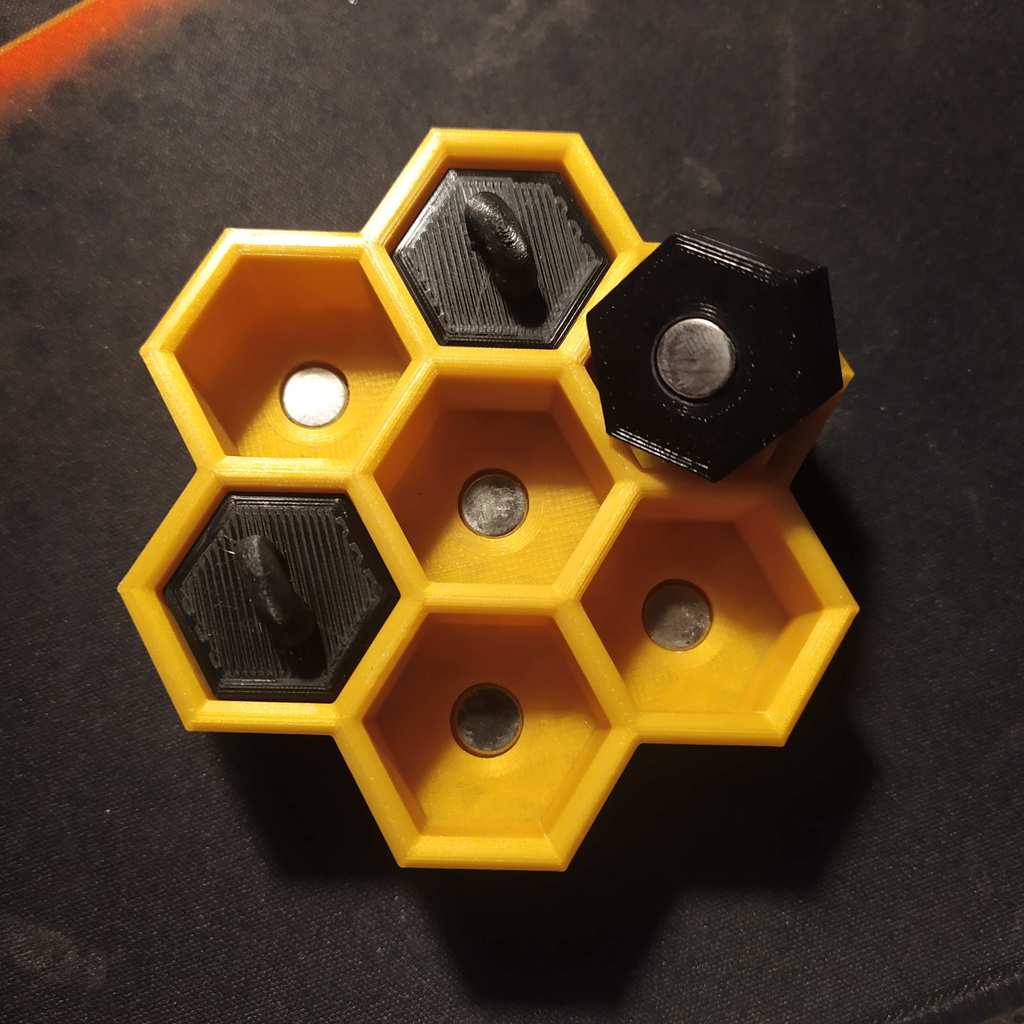 Honeycomb Key Holder