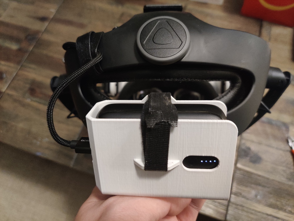 Oculus Quest 2 Vive DAS/Elite Strap - AUKEY USB C Power Bank Holder