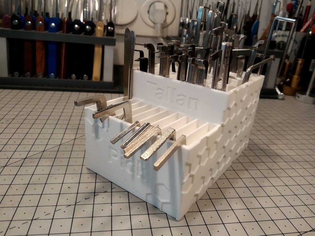  Tensioner organizer for sports picking
