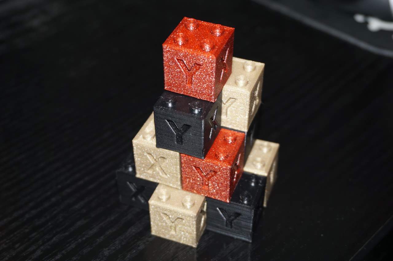 Stackable XYZ 20mm Calibration Cube