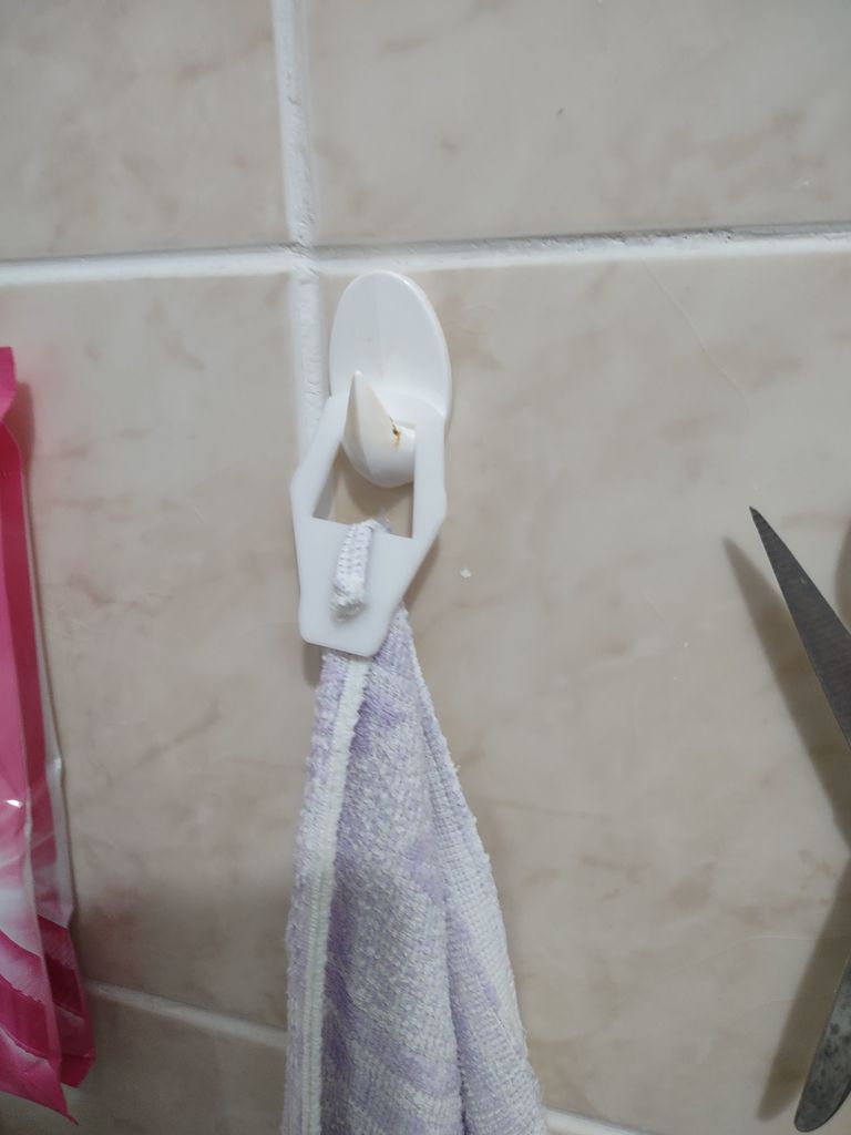 Simple Towel Clip