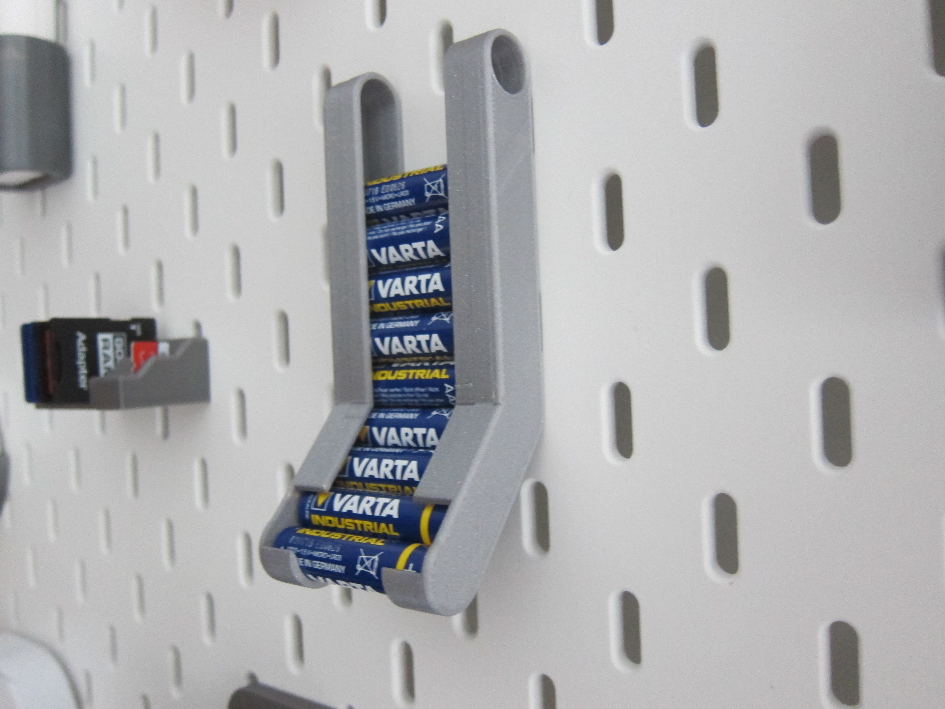 AAA Battery dispenser for Ikea Skadis