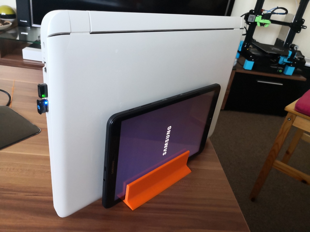 Laptop + Tablet Stand