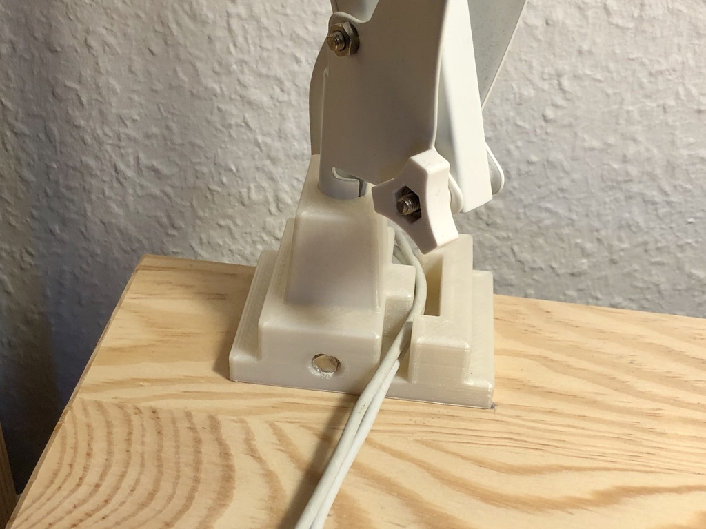 Ikea Tertial and Cable Mount