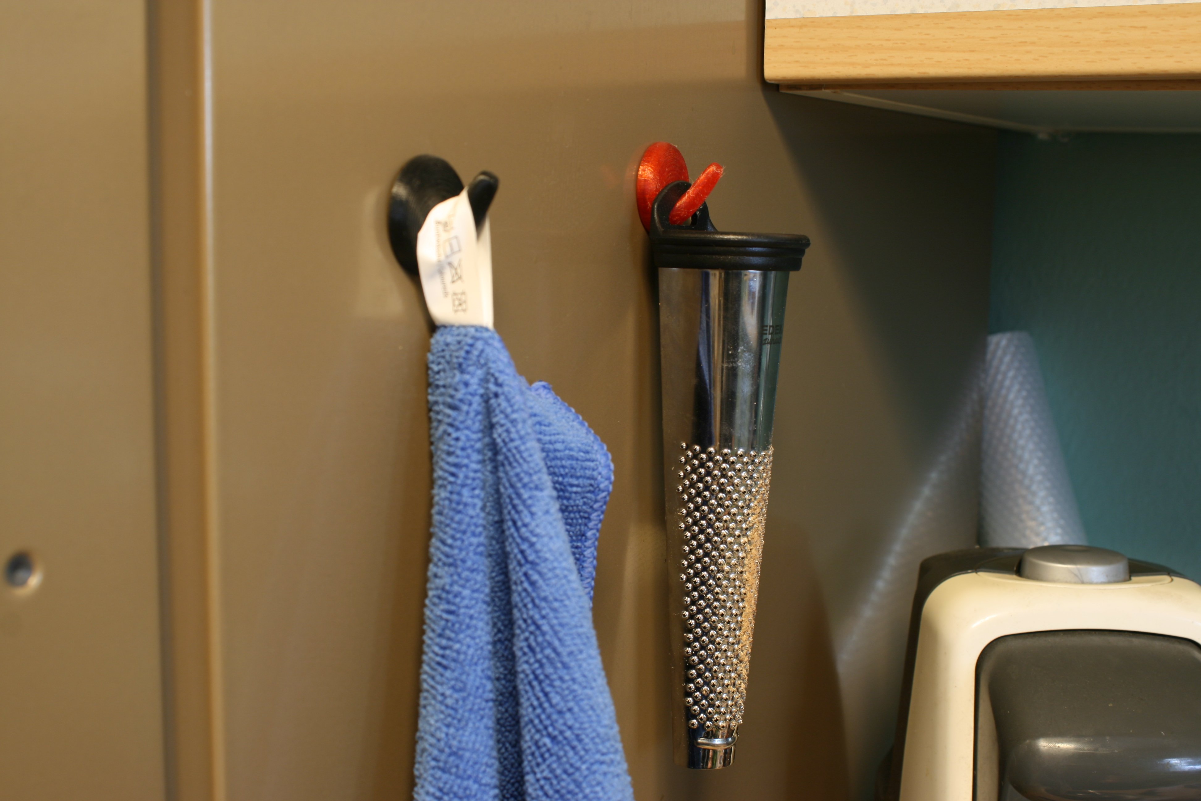 Magnetic Refrigerator Hook
