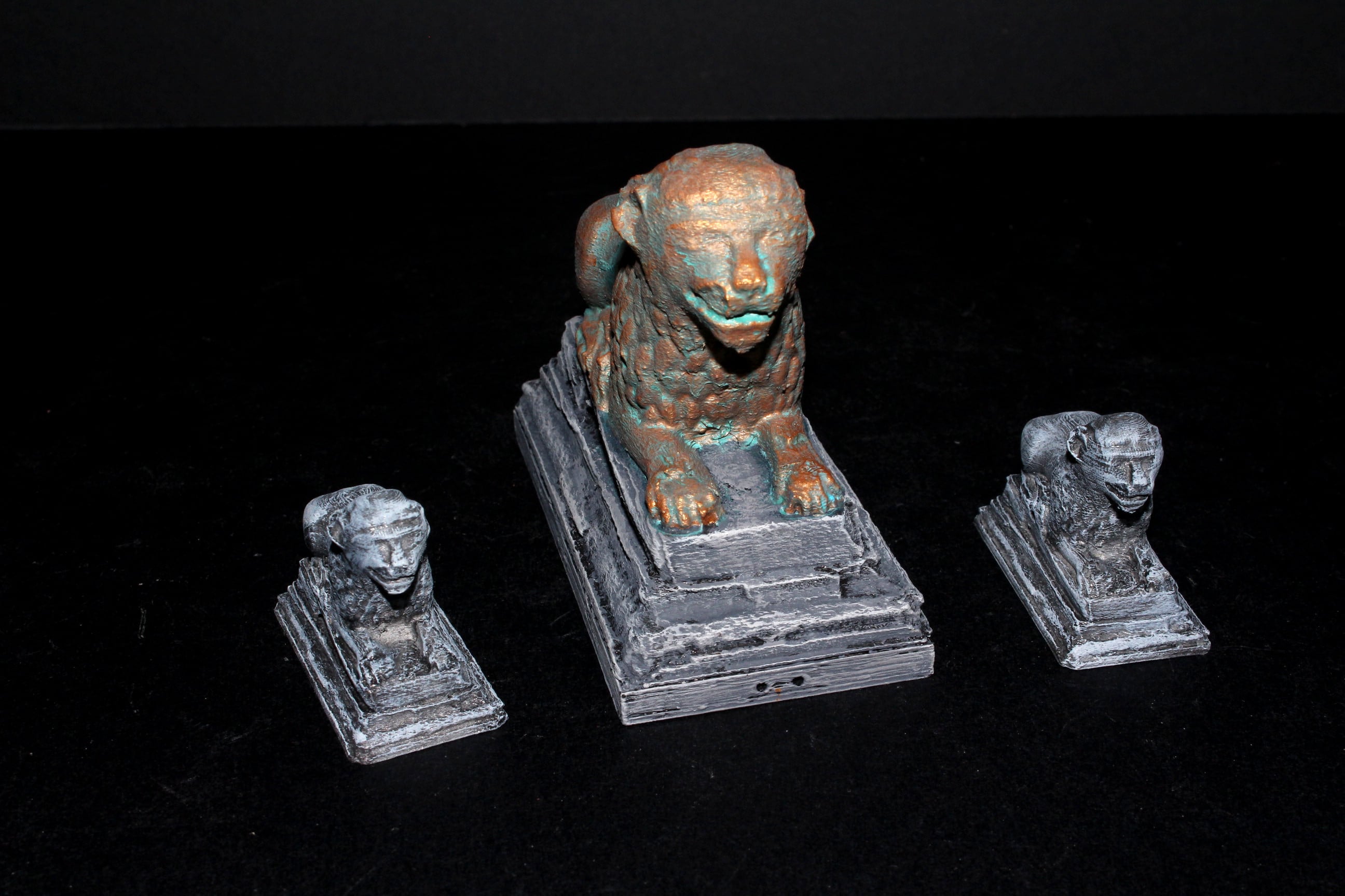OpenForge 2.0 Lion Statues