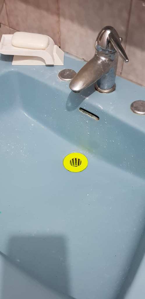 Bathroom water sink drain filter
