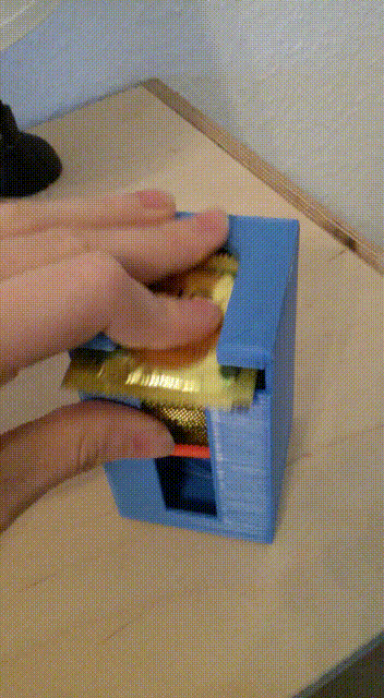 Miniatura 2 do modelo 3D Condom Dispenser