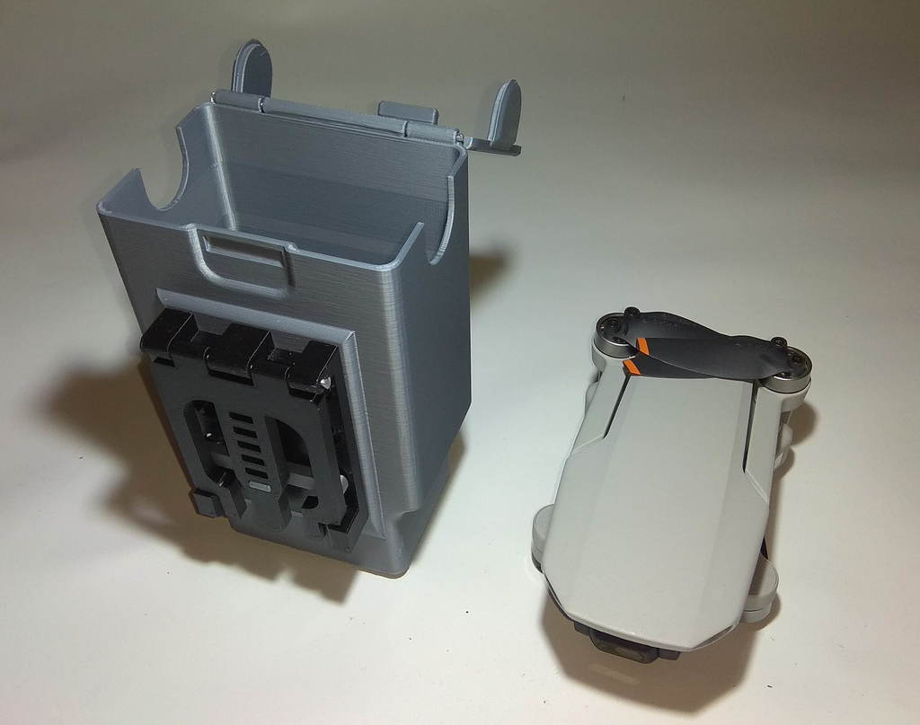 DJI Mavic Mini 2 Case mit TekLok Montage zur Befestigung am Gürtel/Rucksack