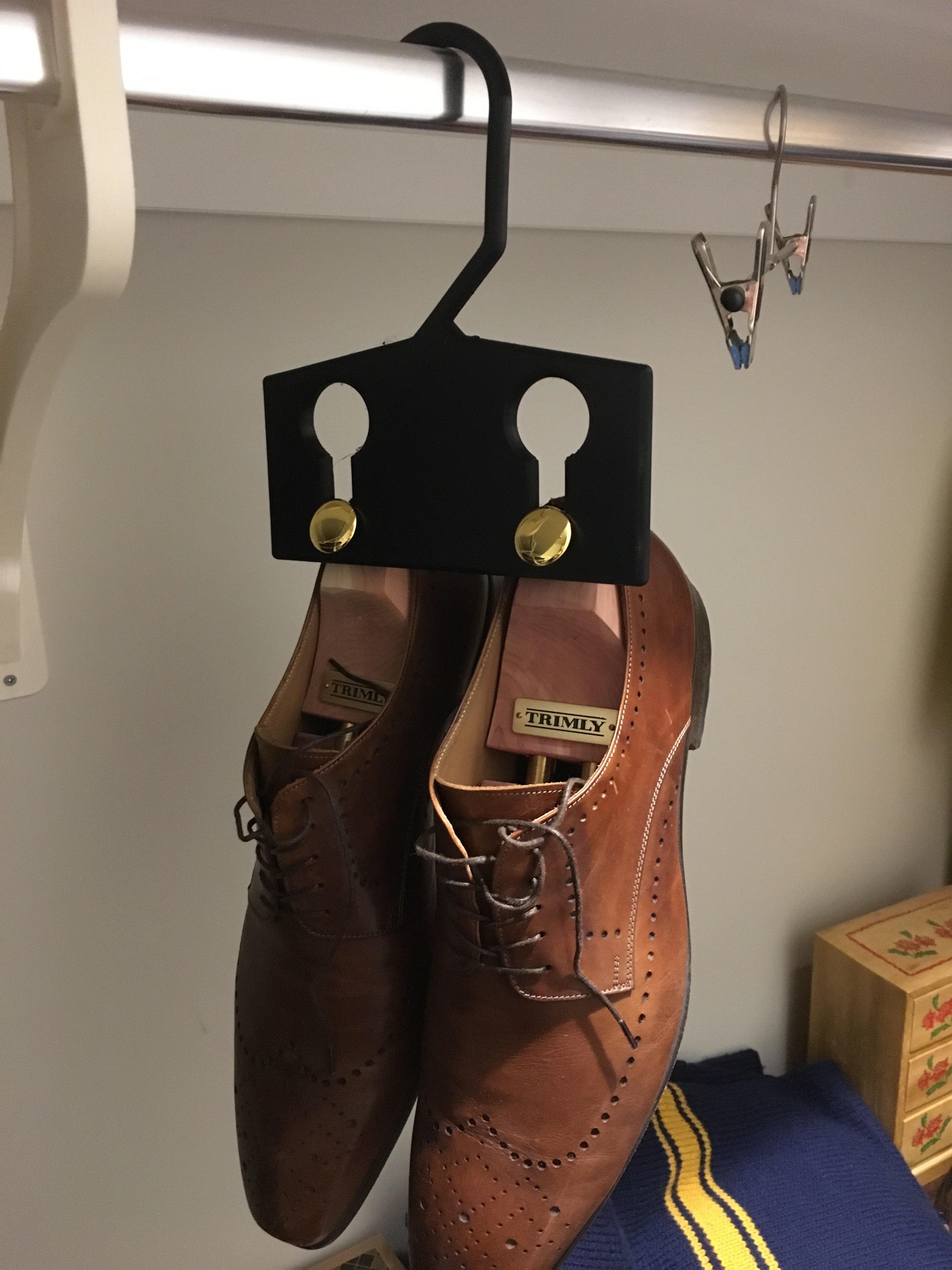 Cedar Shoe Tree Hangar