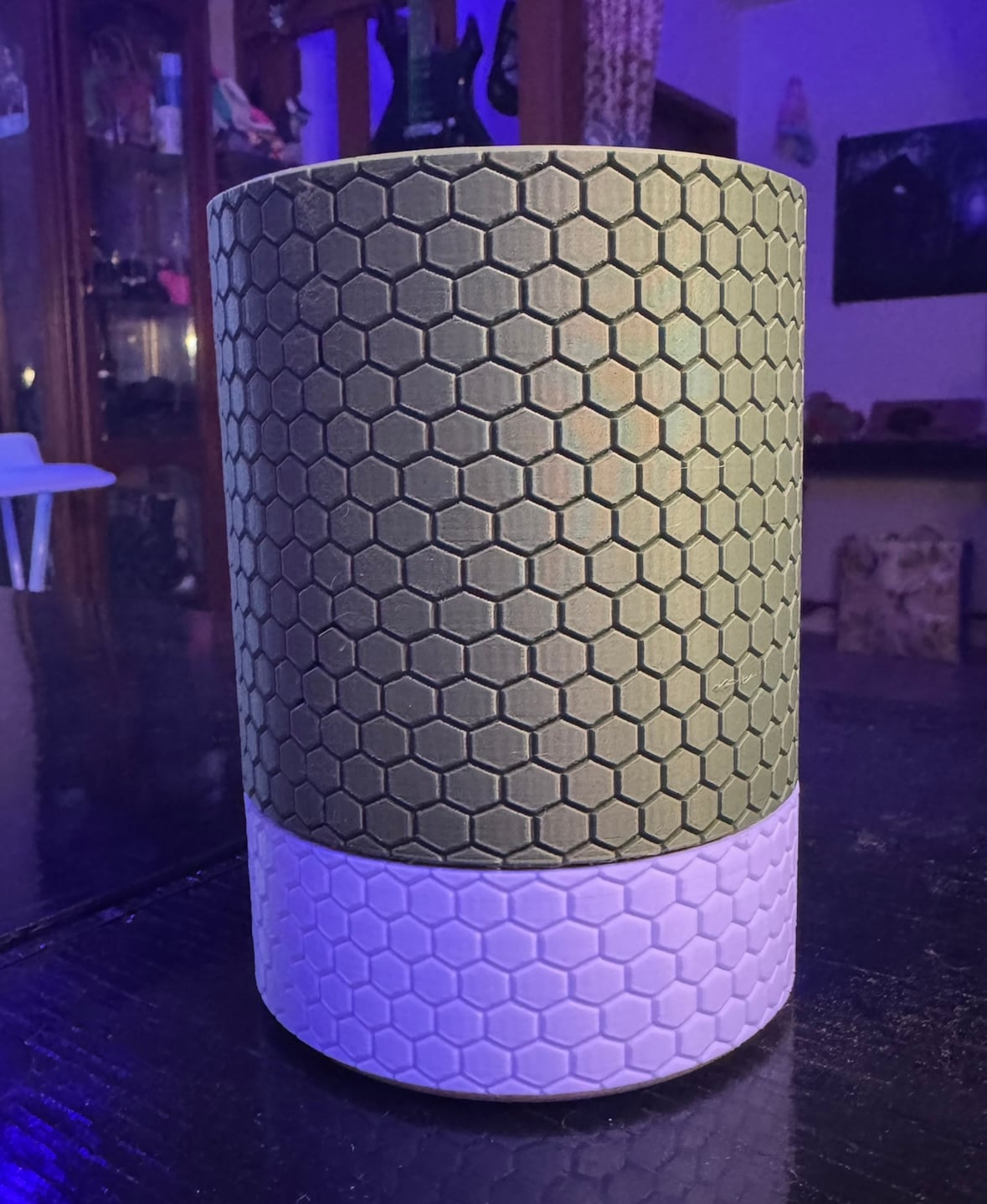 Planter with hexagons