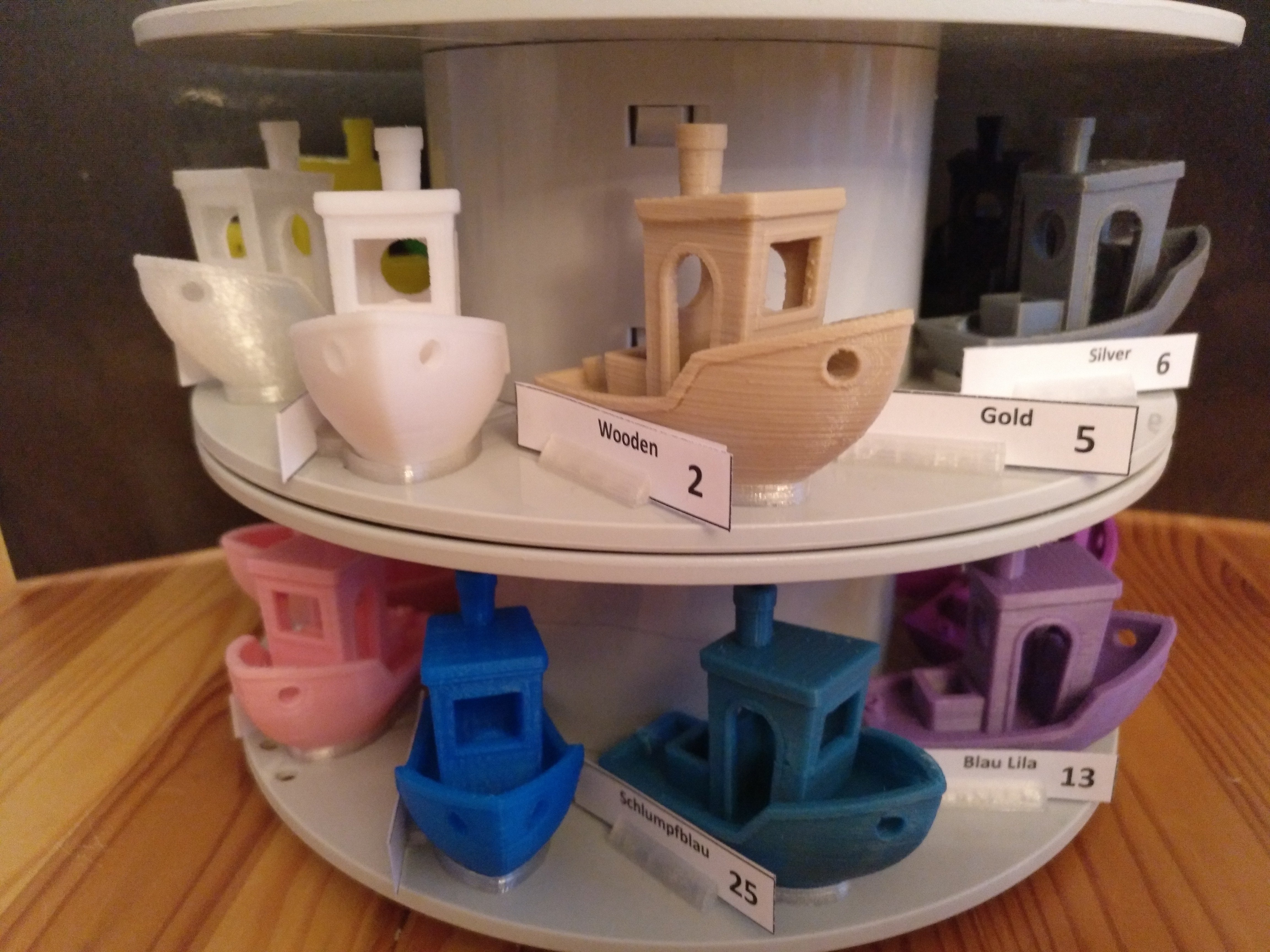 Benchy Filament Sample Carousel & Sign-Generator and Management-Excel Tool